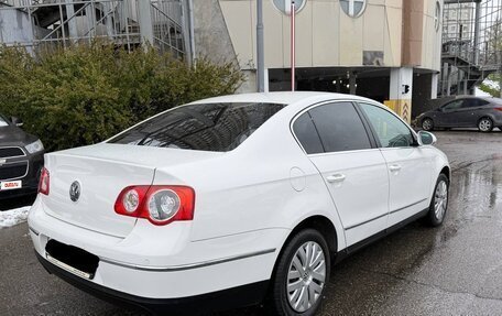 Volkswagen Passat B6, 2010 год, 690 000 рублей, 4 фотография