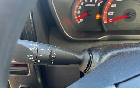 Toyota Roomy I, 2020 год, 1 220 000 рублей, 33 фотография