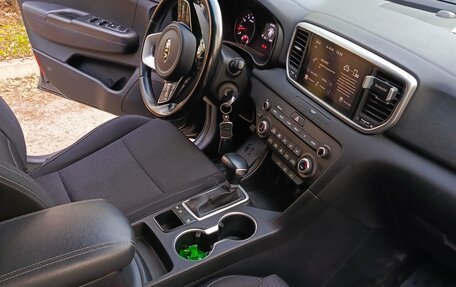 KIA Sportage IV рестайлинг, 2020 год, 2 345 000 рублей, 10 фотография