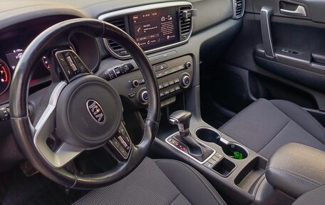 KIA Sportage IV рестайлинг, 2020 год, 2 345 000 рублей, 9 фотография