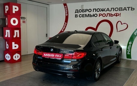 BMW 5 серия, 2019 год, 4 350 000 рублей, 4 фотография