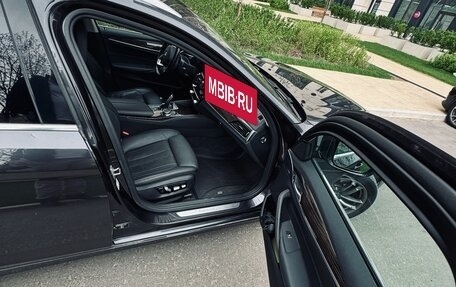 BMW 5 серия, 2019 год, 4 000 000 рублей, 15 фотография