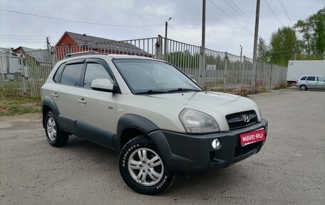 Hyundai Tucson III, 2005 год, 750 000 рублей, 1 фотография