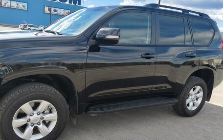 Toyota Land Cruiser Prado 150 рестайлинг 2, 2013 год, 6 000 000 рублей, 3 фотография