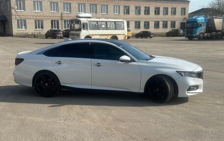 Honda Accord IX рестайлинг, 2020 год, 2 300 000 рублей, 7 фотография