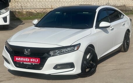 Honda Accord IX рестайлинг, 2020 год, 2 300 000 рублей, 2 фотография