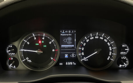 Toyota Land Cruiser 200, 2018 год, 8 600 000 рублей, 12 фотография