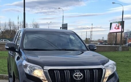 Toyota Land Cruiser Prado 150 рестайлинг 2, 2016 год, 4 700 000 рублей, 1 фотография