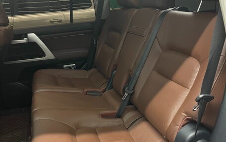 Toyota Land Cruiser 200, 2018 год, 8 600 000 рублей, 19 фотография
