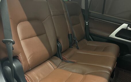 Toyota Land Cruiser 200, 2018 год, 8 600 000 рублей, 21 фотография