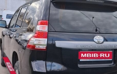 Toyota Land Cruiser Prado 150 рестайлинг 2, 2016 год, 4 700 000 рублей, 4 фотография