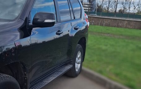 Toyota Land Cruiser Prado 150 рестайлинг 2, 2016 год, 4 700 000 рублей, 14 фотография