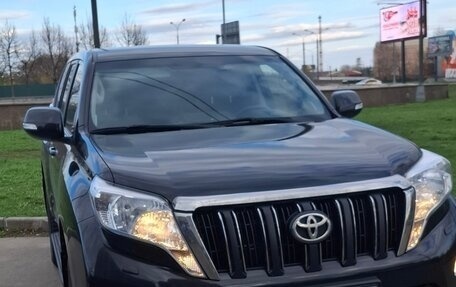 Toyota Land Cruiser Prado 150 рестайлинг 2, 2016 год, 4 700 000 рублей, 16 фотография
