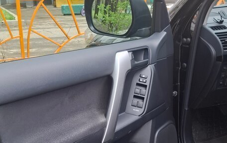 Toyota Land Cruiser Prado 150 рестайлинг 2, 2016 год, 4 700 000 рублей, 22 фотография