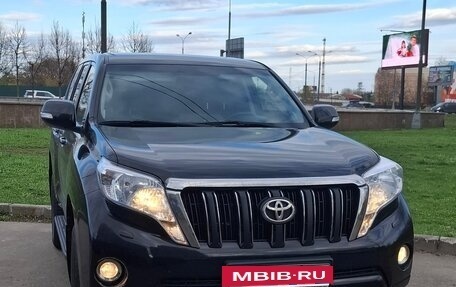 Toyota Land Cruiser Prado 150 рестайлинг 2, 2016 год, 4 700 000 рублей, 17 фотография