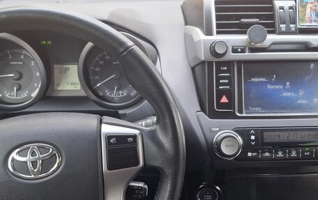 Toyota Land Cruiser Prado 150 рестайлинг 2, 2016 год, 4 700 000 рублей, 27 фотография