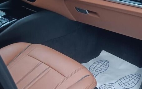 BMW 5 серия, 2020 год, 2 400 000 рублей, 3 фотография