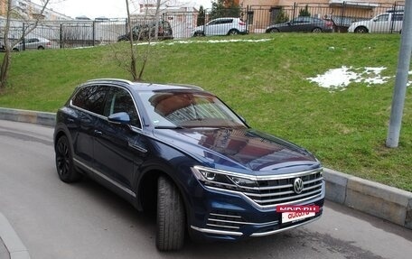 Volkswagen Touareg III, 2018 год, 5 450 000 рублей, 3 фотография