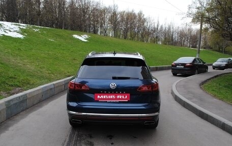 Volkswagen Touareg III, 2018 год, 5 450 000 рублей, 6 фотография