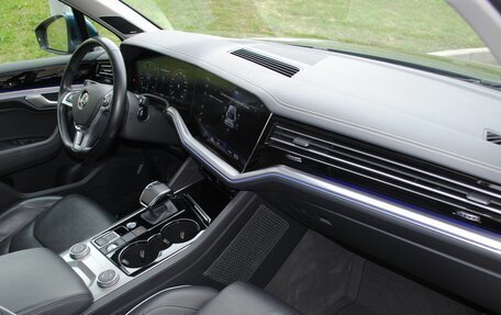 Volkswagen Touareg III, 2018 год, 5 450 000 рублей, 12 фотография