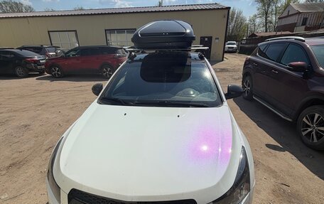 Chevrolet Cruze II, 2010 год, 590 000 рублей, 3 фотография