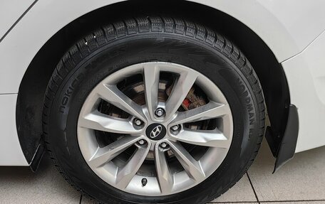 Hyundai i40 I рестайлинг, 2015 год, 1 035 000 рублей, 23 фотография