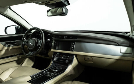 Jaguar XF II, 2016 год, 1 699 700 рублей, 9 фотография