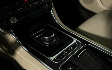Jaguar XF II, 2016 год, 1 699 700 рублей, 17 фотография