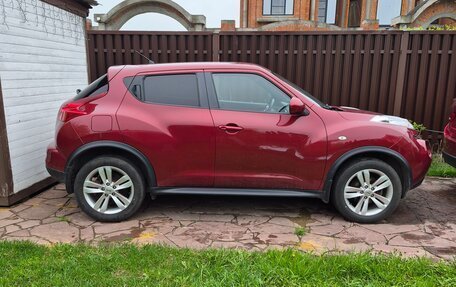 Nissan Juke II, 2011 год, 870 000 рублей, 1 фотография