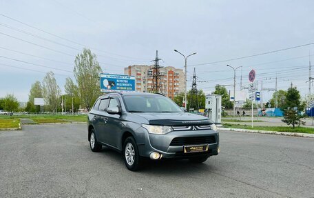 Mitsubishi Outlander III рестайлинг 3, 2012 год, 1 399 999 рублей, 4 фотография