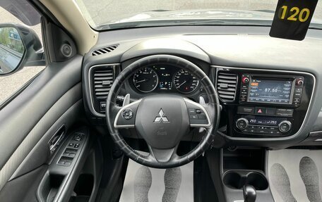 Mitsubishi Outlander III рестайлинг 3, 2012 год, 1 399 999 рублей, 18 фотография