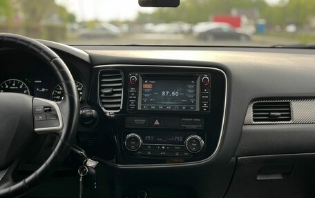 Mitsubishi Outlander III рестайлинг 3, 2012 год, 1 399 999 рублей, 20 фотография