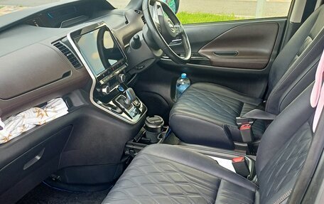 Nissan Serena IV, 2019 год, 2 675 000 рублей, 13 фотография
