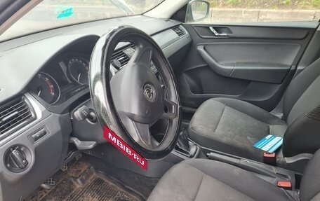 Skoda Rapid I, 2016 год, 350 000 рублей, 6 фотография