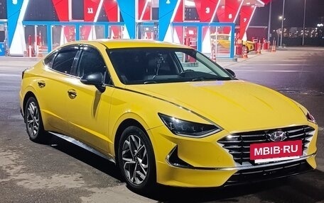 Hyundai Sonata VIII, 2021 год, 1 650 000 рублей, 2 фотография
