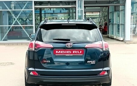 Toyota RAV4, 2019 год, 2 690 000 рублей, 5 фотография