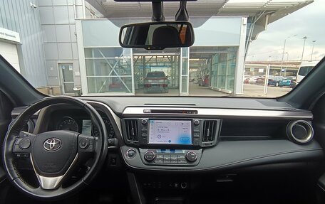 Toyota RAV4, 2019 год, 2 690 000 рублей, 17 фотография