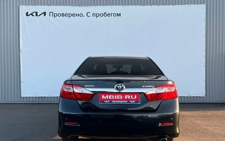 Toyota Camry, 2013 год, 1 380 000 рублей, 4 фотография