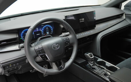 Toyota Camry, 2025 год, 4 650 000 рублей, 7 фотография
