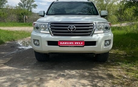 Toyota Land Cruiser 200, 2013 год, 4 333 000 рублей, 3 фотография