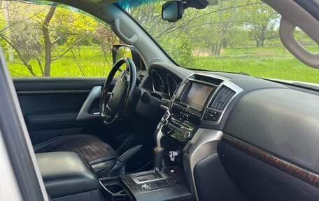 Toyota Land Cruiser 200, 2013 год, 4 333 000 рублей, 8 фотография