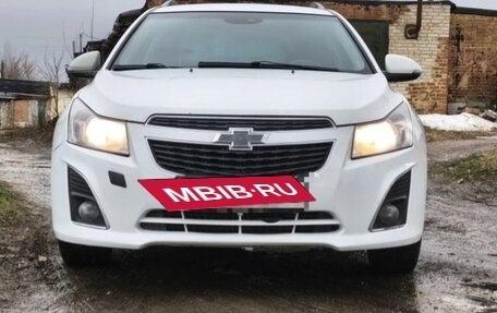 Chevrolet Cruze II, 2014 год, 650 000 рублей, 4 фотография