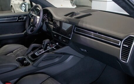 Porsche Cayenne III, 2022 год, 18 500 000 рублей, 8 фотография