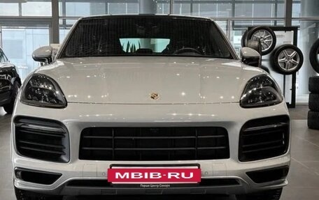 Porsche Cayenne III, 2022 год, 18 500 000 рублей, 2 фотография