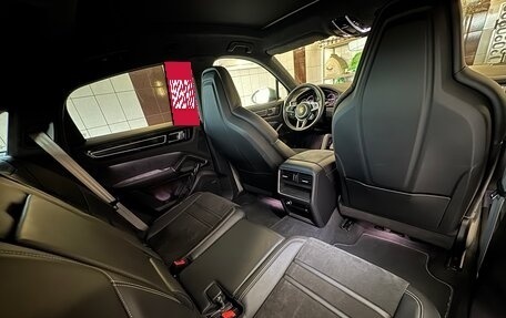 Porsche Cayenne III, 2022 год, 18 500 000 рублей, 11 фотография
