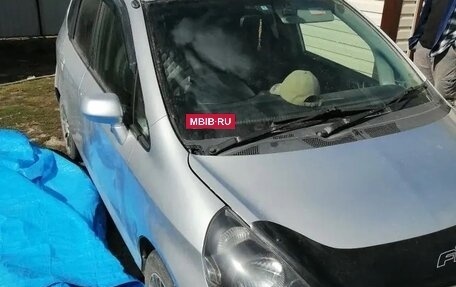 Honda Fit III, 2002 год, 350 000 рублей, 2 фотография