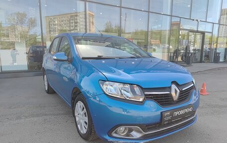Renault Logan II, 2015 год, 859 800 рублей, 3 фотография