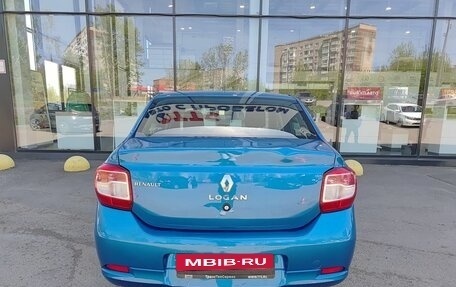 Renault Logan II, 2015 год, 859 800 рублей, 7 фотография