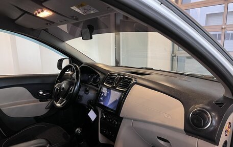 Renault Logan II, 2019 год, 1 040 000 рублей, 12 фотография