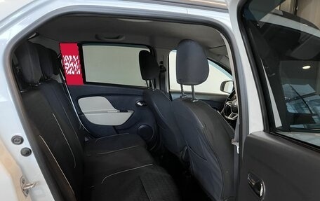Renault Logan II, 2019 год, 1 040 000 рублей, 26 фотография